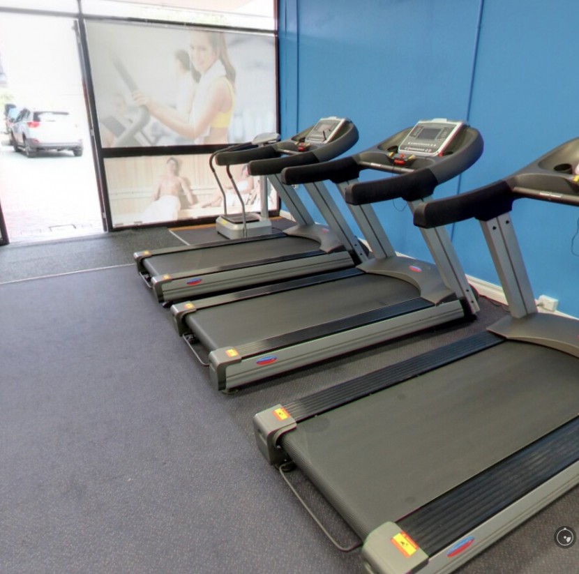 鄭州技術學院健身房