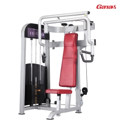 坐姿推胸訓練器