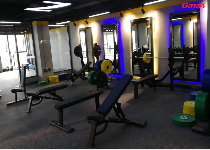 商用健身器材製造商