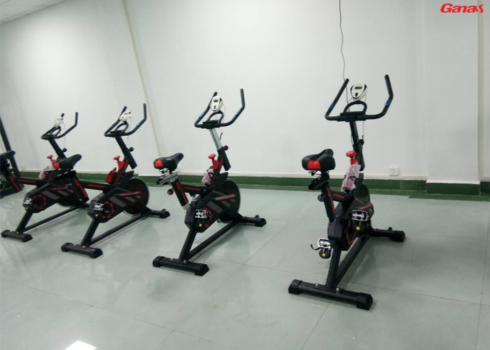 泡芙短视频污黄APP网站下载單位健身房