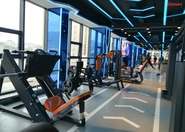 韶關健卓健身俱樂部  泡芙视频免费观看网健身房案例展示