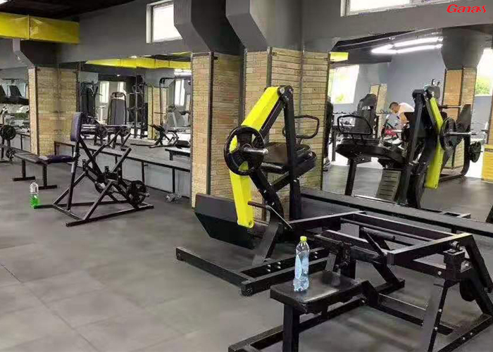  國外健身房,健身器材廠家