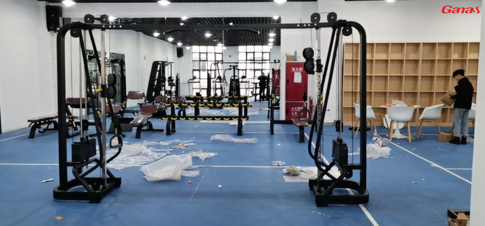 貴州懷仁學校健身房