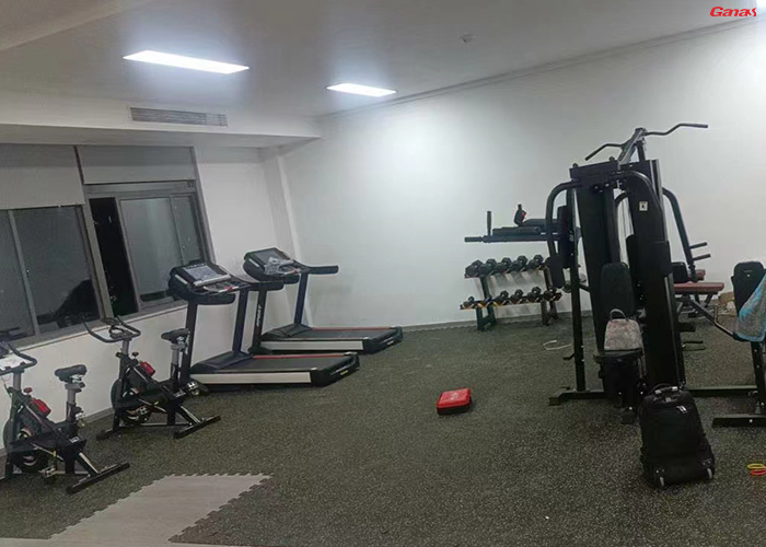 學校健身房器材清單